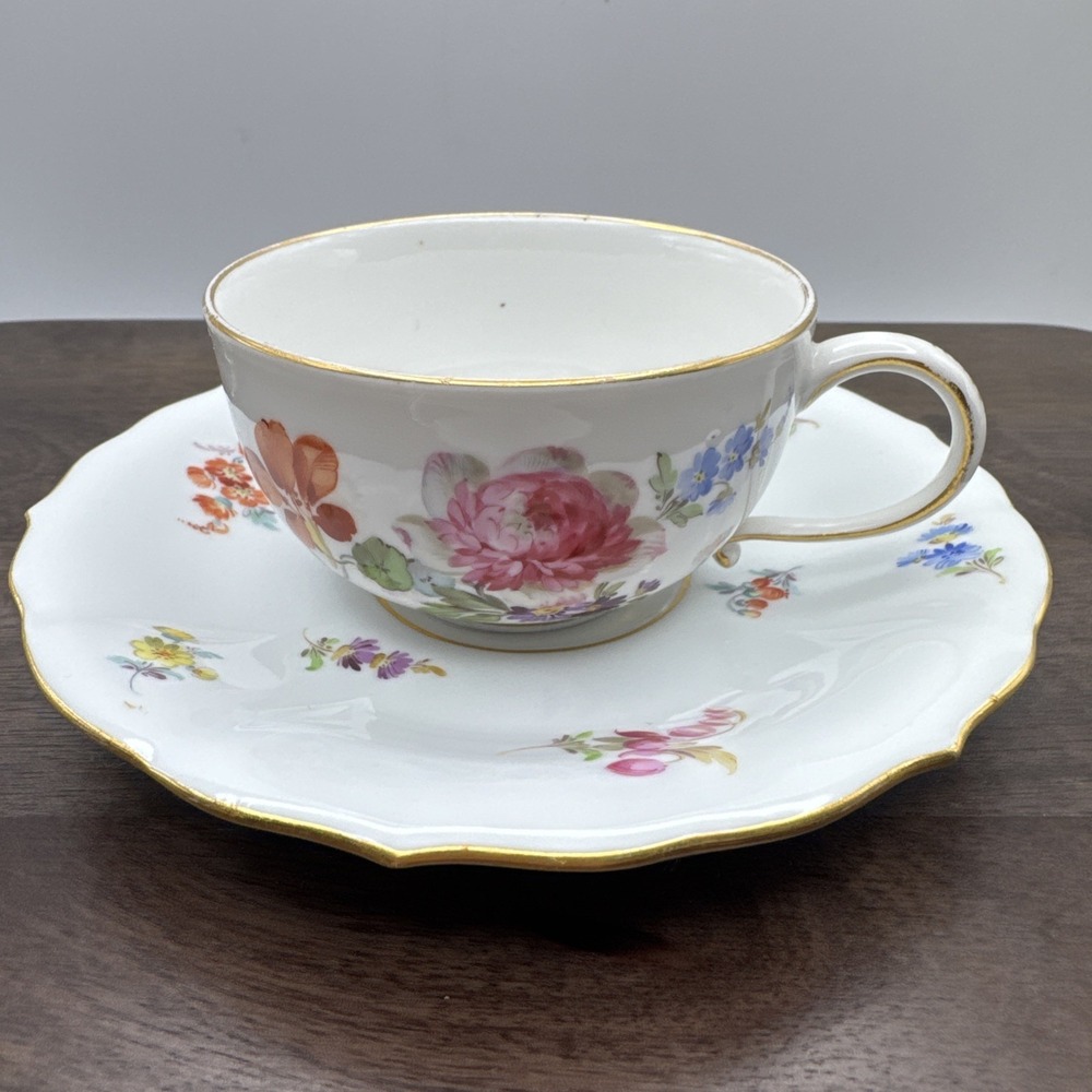 Meissen Flat Cup & Saucer Set Chinoiserie X Mark Crossed Swords Floral AS IS Vtg